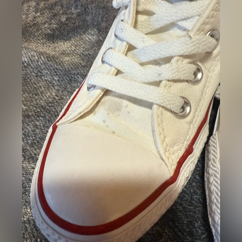 Converse White and Red Women's Shoes - Picture 4 of 6